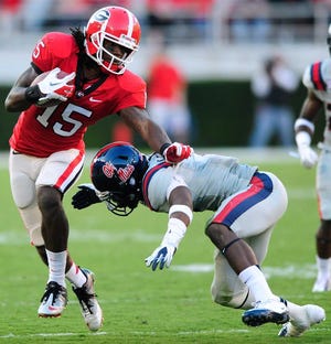 Georgia wide receiver Marlon Brown (15) tore the ACL in his left knee against Ole Miss, ending his career as a Bulldog.