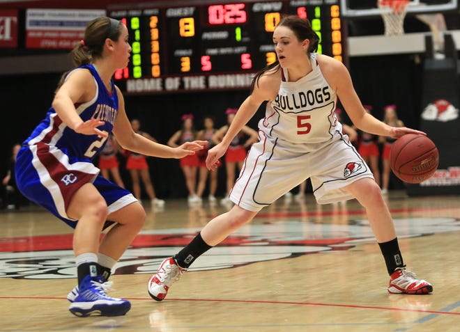 Ben Earp / The Star

Gardner-Webb's Lana Doran, right, looks for an open route around Presbyterian defender Kasey Hobbie during Thursday night's Big South game at Paul Porter Arena. GWU won 55-38 to give coach Rick Reevdes' his 400th career triumph.