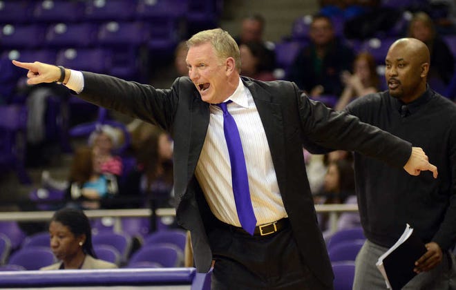 TCU coach Jeff Mittie gives instructions to his players on the court during the final two minutes against Kansas State in an NCAA college basketball game Saturday, Jan. 19, 2013, in Fort Worth, Texas. Kansas State won 57-54. (AP Photo/Fort Worth Star-Telegram, Bob Haynes) MANDATORY CREDIT MAGS OUT