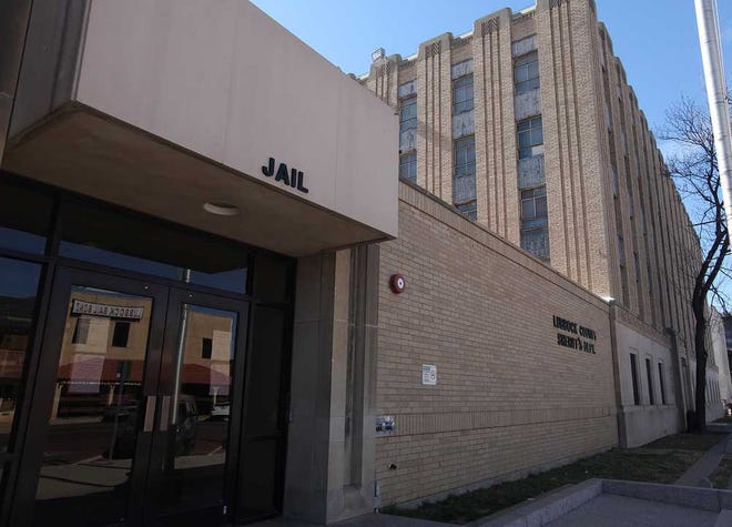 Lubbock County Commissioners have taken the first steps toward a $5 million project to renovate the old county jail into new offices for the Sheriff's Department.