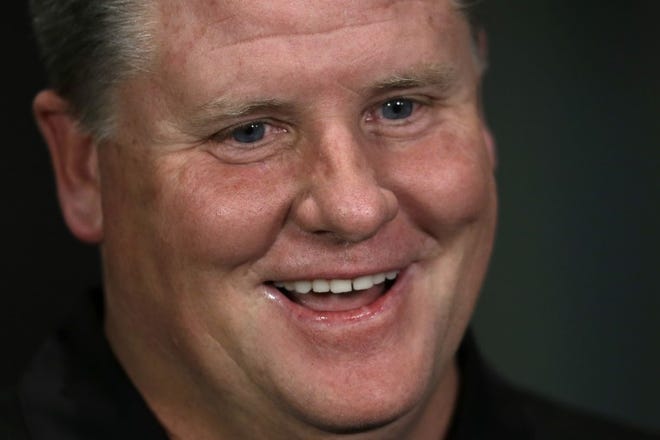 Eagles head coach Chip Kelly had five good reasons to smile on Tuesday, after his team added five new players through free agency.