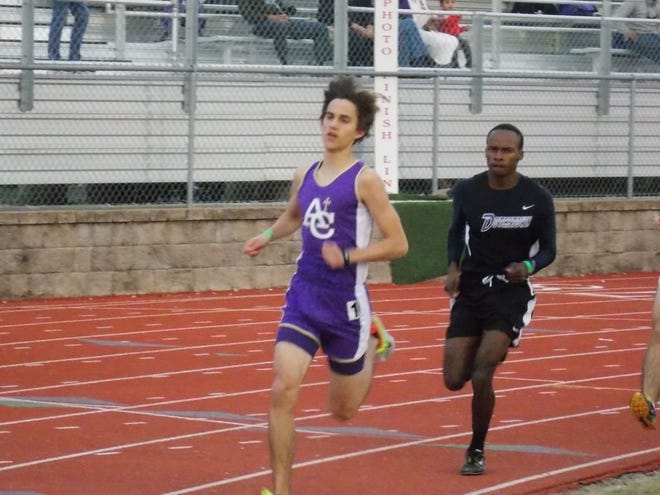 ACHS’s Zack Capello leads the pack in the 1600-meter run at the Griffin Relays Friday.