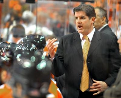 Philadelphia Flyers head coach Peter Laviolette rallies the troops at the beginning of the third period against Chicago Blackhawks in Game 4 of the 2010 Stanley Cup Finals. The Intelligencer file photo.