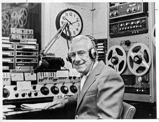 Ed Bell Oberle, in his studio at WKTZ/Jones College Radio in 1980, pioneered radio in Jacksonville.