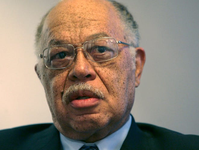 Dr. Kermit Gosnell could face the death penalty in the killings.
