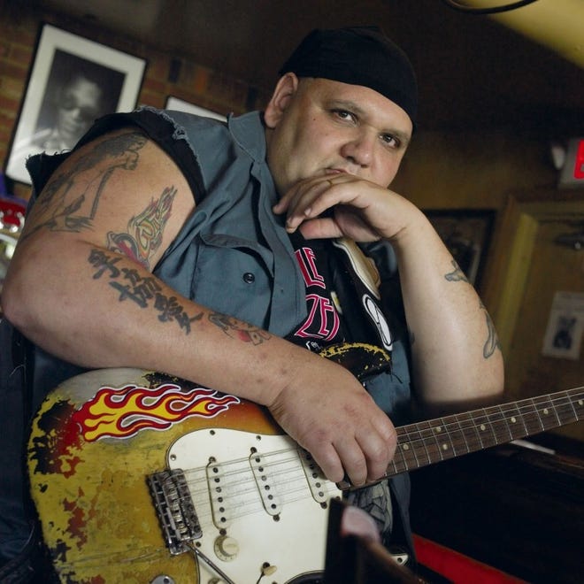 Popa Chubby, aka Ted Horowitz, performs Saturday at the Twisted Tail.