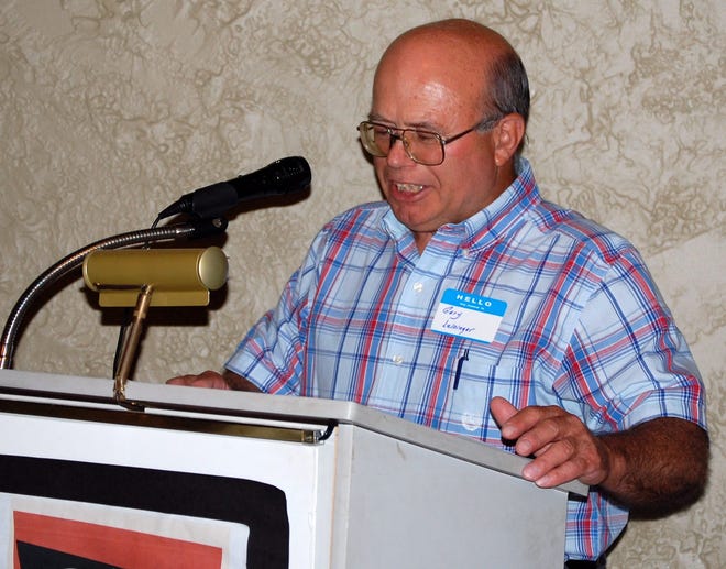 Hillsdale County Treasurer Gary Leininger spoke to the Hillsdale Republican Women Wednesday at Johnny T's. NANCY HASTINGS PHOTO