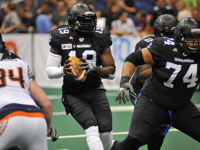 Xavier Lee (19) took over at quarterback for the Arena Football League's San Antonio Talons last week.