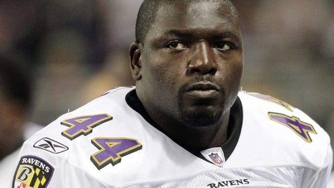 Fullback Vonta Leach, shown here in 2011 with the Ravens, was a Pro Bowl selection each of the past three seasons but was released by Baltimore on Tuesday when a restructured contract couldn’t be worked out. On Wednesday he visited with Dolphins officials, who may be looking to upgrade over Jorvorskie Lane. (AP Photo/Seth Perlman)