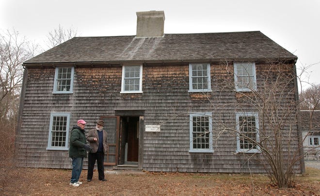 alden gh 121307

DUXBURY DEC 13 2007:The caretakers of the Alden House and property in Duxbury are awaiting final word that they will be named the 6th National Historic Landmark on the South Shore, joining 3 in Quincy and 2 in Hingham.



The Secretary of the Interior has the final say, and his decision is expected in the next two months.



The Alden House was built in the 1600s, and was the last home of Pilgrims John and Priscilla Alden.



We have some photos of the outside of the home, but please go inside and take some of the interesting facets of the interior.

Director Alden Ringquist and Curator James W. Baker inspect the home

(STORY By Kristen Walsh SLUGGED "alden")   (Photo by Gary Higgins - The Patriot Ledger)