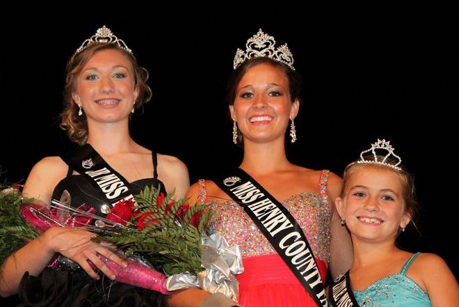 Crowned winners of their respective divisions in last night's Henry County fair queen pageants were (from left) Lauren Matson, Junior Miss Henry County Fair; Lauren VanDeVelde, Miss Henry County Fair; and Olivia Goodley, Little Miss Henry County Fair.