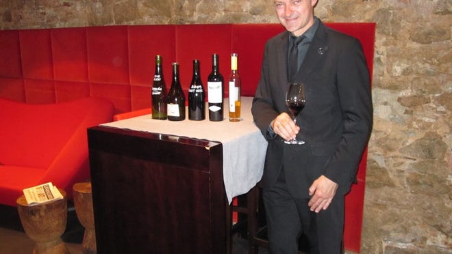 Sommelier Antonio Lopo and five wines: Abellan-Bobel Acido 2011, Les Brugueres 2011, Cuvée Bobet 2009, Gratallops 2010 and Caligo 2008. Photo by Paul Coombs