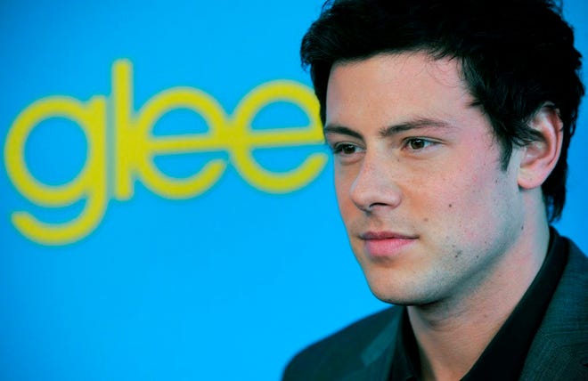 Glee" executive producer Ryan Murphy says he is planning a tribute episode for the series' deceased star, Cory Monteith.