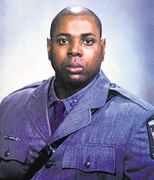 Trooper Winston Martindale died on Wednesday from injuries he sustained responding to a May 2011 collision of two small planes. Martindale stayed at the crash scene for six hours, despite his injuries. He had fallen on a piece of equipment, causing internal abdominal bleeding