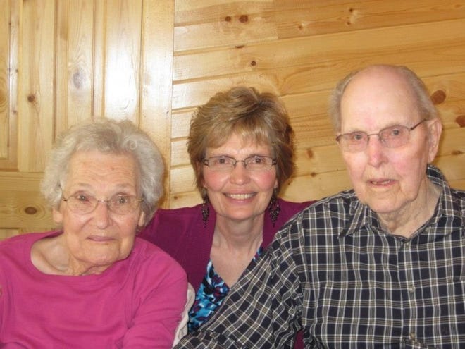 David's grandma and grandpa, with one of his aunts, used to be prosperous farmers in South Dakota.