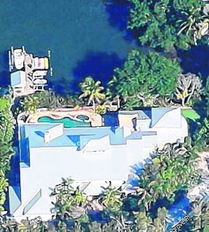 This house on Siesta Key sold for $4.9 million. The property had previously 
sold for $4 million in March 2012.PHOTO / GOOGLE INC.