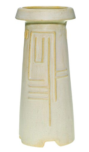 This Ferock vase has an unfamiliar mark, but its Arts and Crafts design and important history brought an auction price of $2,760 at Humler & Nolan in Cincinnati.