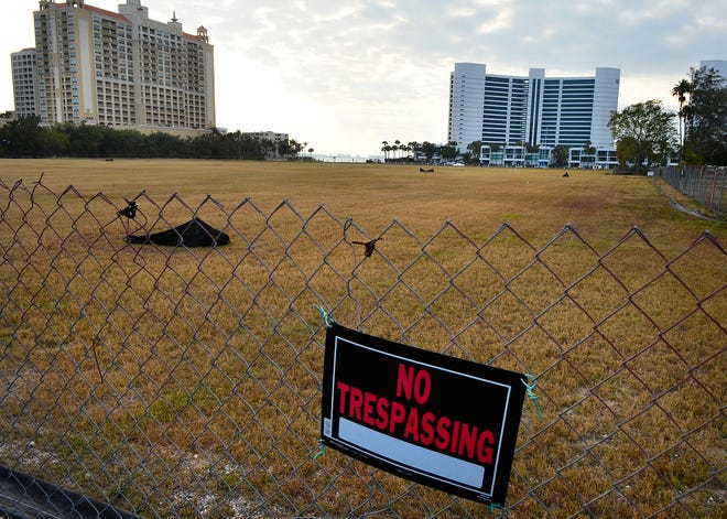 The vacant lot on U.S. 41 and Fruitville Rd. used to be home to The Sarasota Quay.