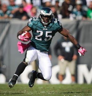 Eagles running back LeSean McCoy will look for yards against a familiar defense the Detroit Lions will bring to town on Sunday - Jim Washburn's wide-nine.
