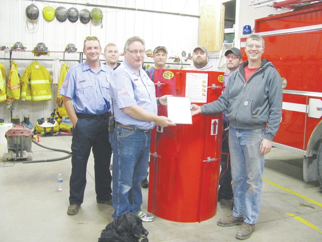 Grain Bin Rescue Tube donated to Cambridge Fire Dept.