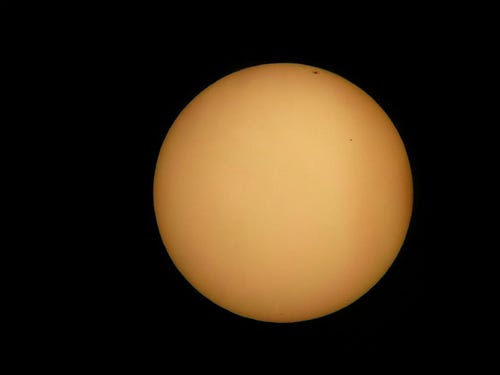 Mercury crosses in front of the Sun