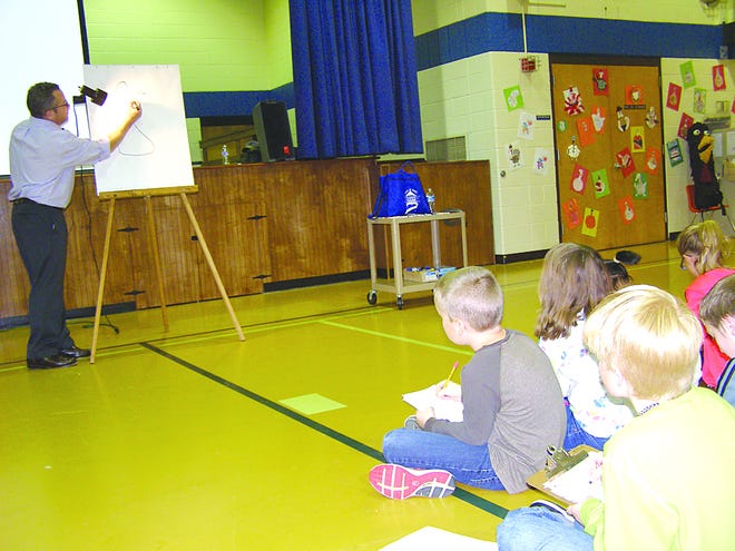 Illustrator and author Lee Harper, Doylestown, met with students K-5 at various assemblies on Nov. 12. His visit, sponsored by the PTO, introduced students to his career creating children’s books. He demonstrated the steps to drawing a turkey.