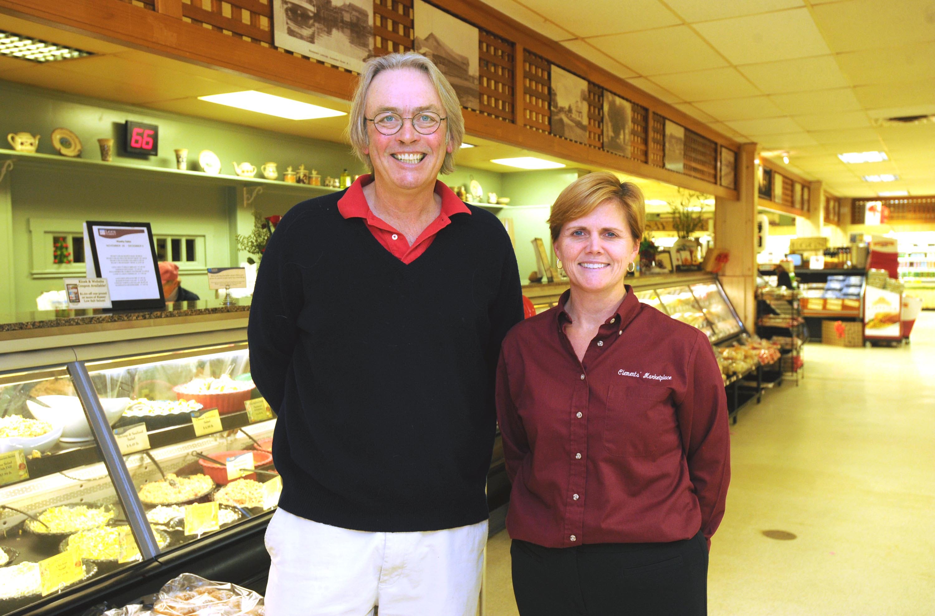 Westport's Lees Market grocery to be sold to Clements Marketplace owners