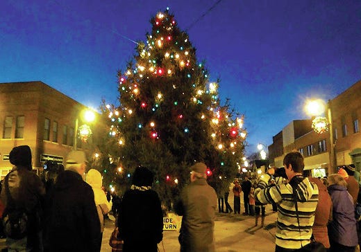 Annual tree lighting ushers in holiday season