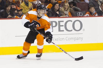 Philadelphia Flyers' Vincent Lecavalier in action during the second period of an NHL hockey game against the Winnipeg Jets, Friday, Nov. 29, 2013, in Philadelphia. The Flyers win 2-1. (AP Photo/Chris Szagola)