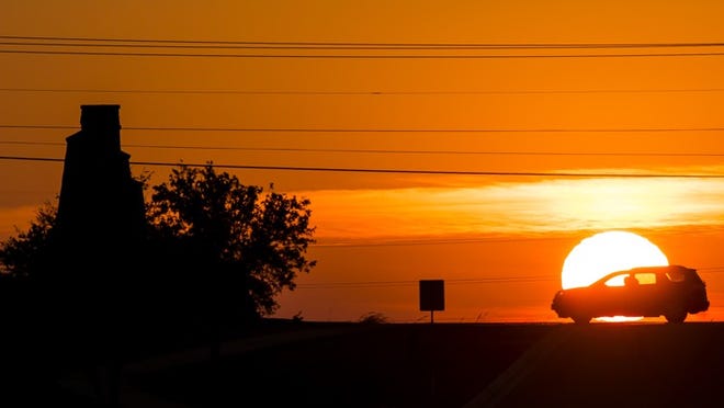 After days of drizzle and dark skies, the sun finally returned to Central Texas on Tuesday.