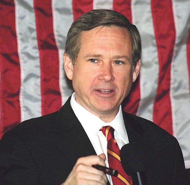 U.S. Sen. Mark Kirk, R-Ill., speaks at the Stark County Lincoln Day Luncheon three years ago.