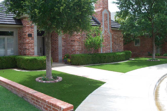 GREAT GREENS - Golf Greens Texas can assist with synthetic turf artificial grass lawns and putting greens. They also offer landscape lighting, flagstone sidewalks, decorative curbing, and pergolas. Call (806) 559-7048 to schedule an estimate.