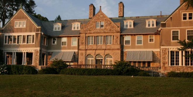 Blithewold mansion in Bristol, R.I., will hold a "Downton Abbey" inspired fundraiser this Sunday, Feb. 23.