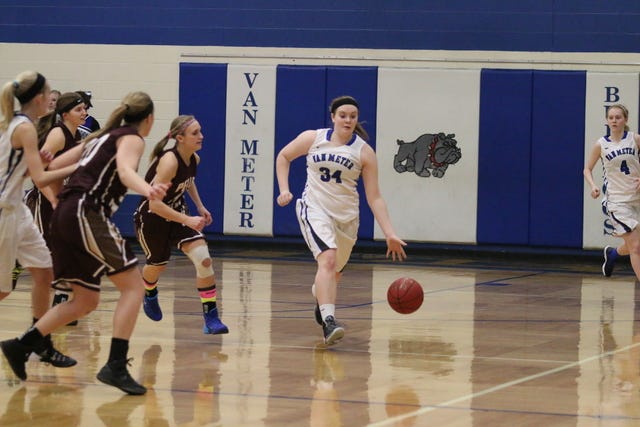 Van Meter girls’ season comes to a close with loss to DM Christian
