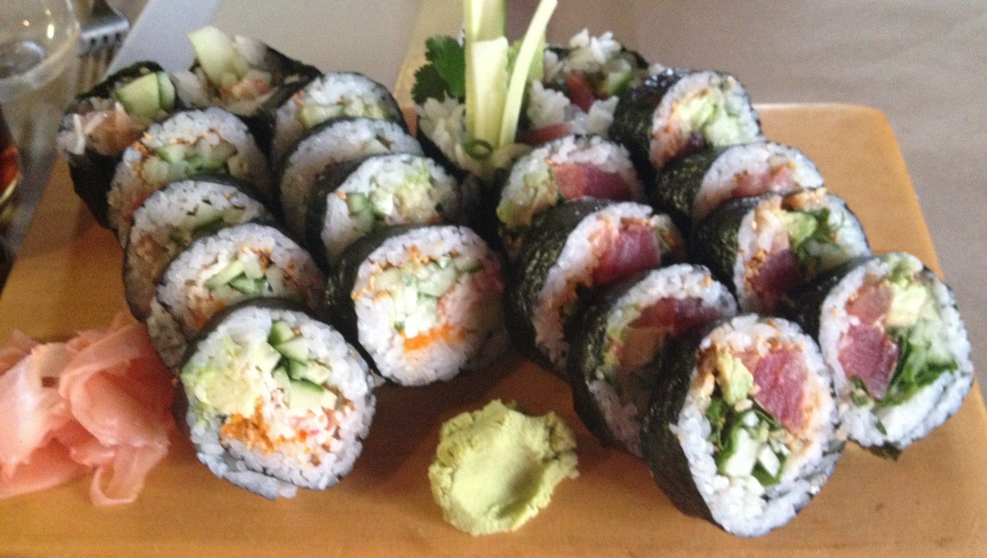 Cafe On Charles Street Serves Us Sushi Steaks And More Cafe On Charles Street Serves Us Sushi Steaks And More