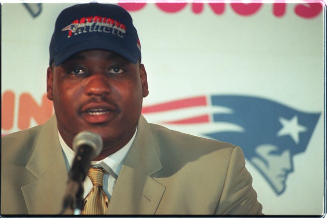 ORG XMIT: Damien Woody, first round draft pick for the New England Patriots, answers questions from the media at a press conference at Foxboro Stadium Thursday afternoon.