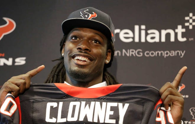 Former South Carolina standout Jadeveon Clowney, the No. 1 overall draft pick by the Houston Texans, will team up with J.J. Watt, the 2012 NFL Defensive Player of the year.