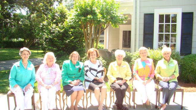 Charter members Trip Stewart, June Gallagher, Joan Bradley, Jo Gray, Kay Moss, Laura Costas and Kathy S. Gray attend the morning coffee.