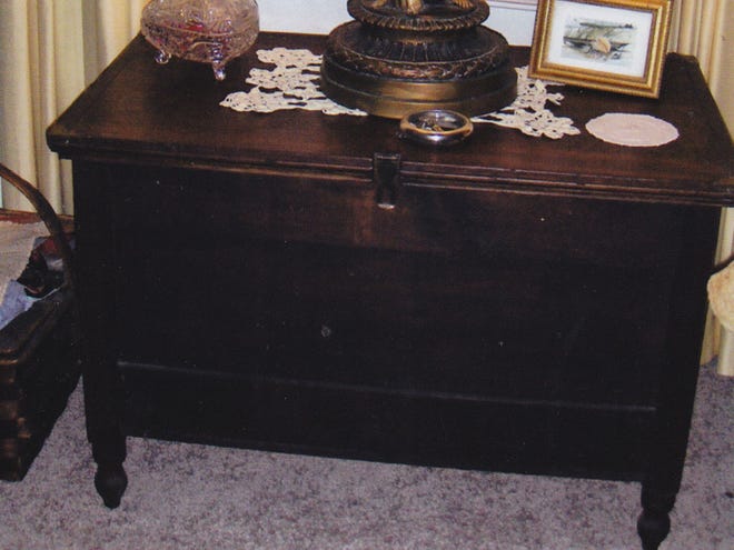 This blanket chest has a potential
dollar value of less than $200.