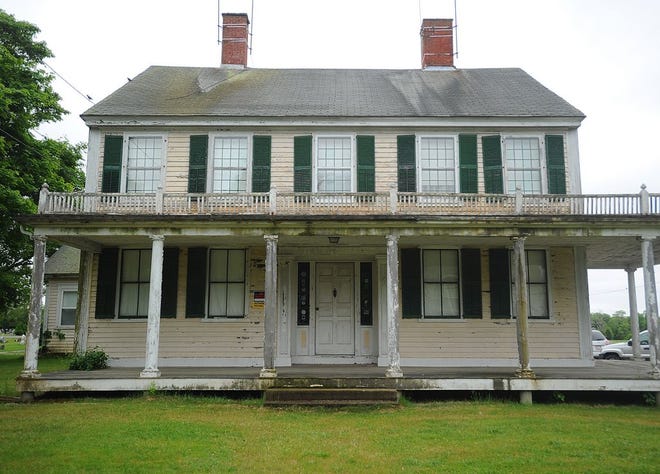 The Gardner House in Swansea is 200 years old and may be in rough shape.