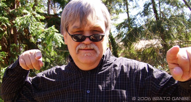 Col. Bruce Hampton continues to 
experiment with music.