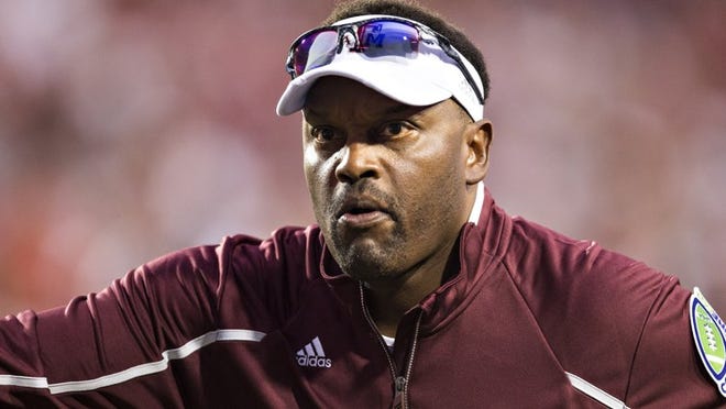 Texas A&M football coach Kevin Sumlin will lead a 2014 squad that has been boosted by back-to-back top-10 recruiting classes. (Wesley Hitt/Getty Images)
