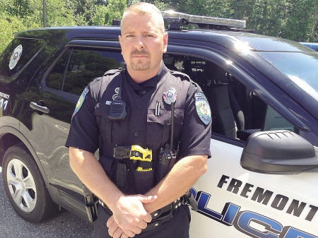 Fremont Police officer Derek Franek returned to work last week, about two months after he was the first officer to respond to the shooting death of Brentwood Police officer Steve Arkell.