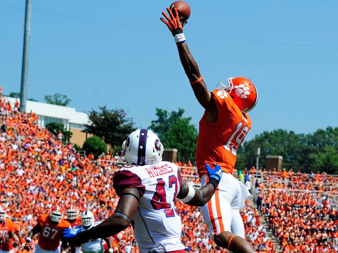 Clemson’s Charone Peake makes a catch during last season’s game against S.C. State.