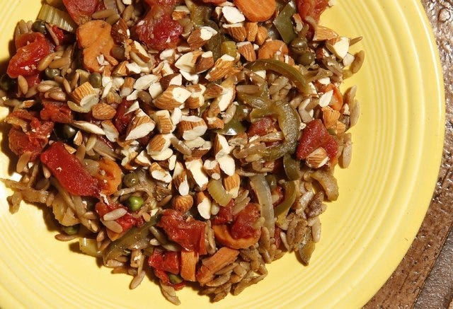 Use orzo to make this nutty pasta pilaf, an easy one-pot meal. (Al Diaz/Miami Herald/MCT)