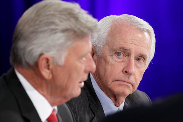The Associated Press - Kentucky Gov. Steven L. Beshear, right, listens as Arkansas Gov. Mike Beebe speaks during a meeting dealing with healthcare at the Southern Governors' Association in Little Rock on Saturday, Aug. 16, 2014. 
 The Associated Press - Maryland Gov. Martin O'Malley, left, talks with Arkansas state Sen. Jonathan Dismang during a meeting dealing with healthcare at the Southern Governors' Association in Little Rock on Saturday, Aug. 16, 2014. 
 The Associated Press - Arkansas Gov. Mike Beebe presides over a meeting dealing with healthcare at the Southern Governors' Association in Little Rock on Saturday, Aug. 16, 2014.
