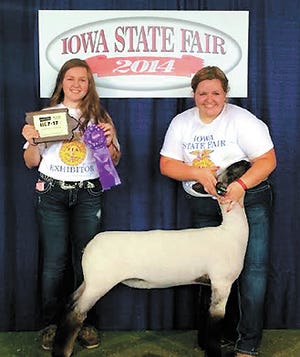 R-S FFA member places 2nd in IFAA Premier Exhibitor competition