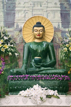 The Jade Buddha for Universal Peace is coming to the Samantabhadra Buddhist Center in Braintree.