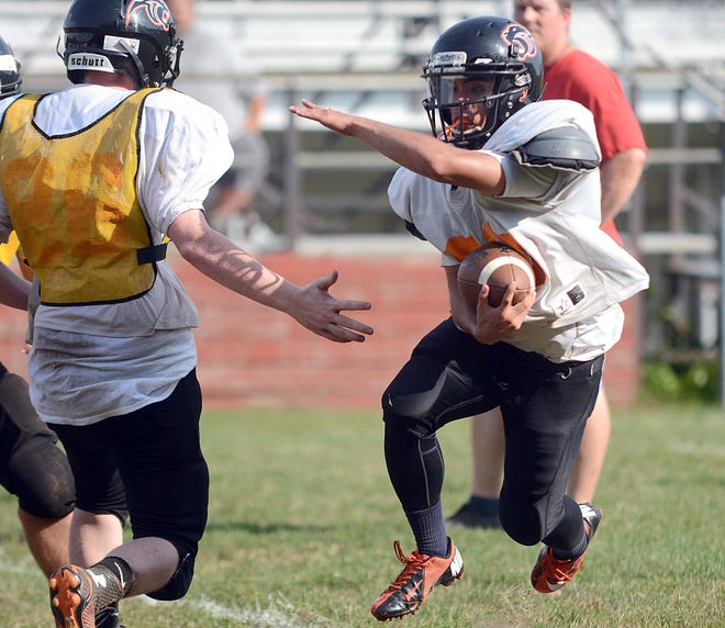 Plainfield running back Cody Alday will split carries in the backfield with a couple of teammates for the Panthers. Aaron Flaum/ NorwichBulletin.com