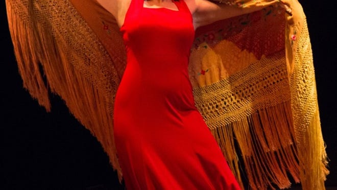 Flamenco dancer Celia Fonta performs in “Flamenco Sephardit” at the Paramount Theatre on Sunday.